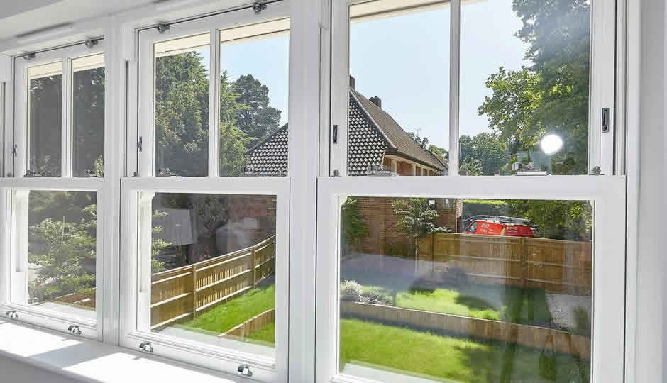 Sash Windows Ireland - Cozyglaze window upgrade specialists